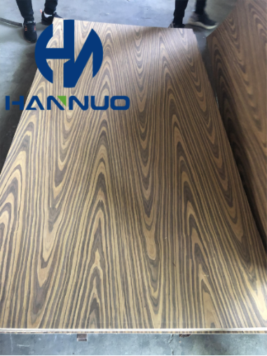 EV Teak Straight Pattern Flower Plywood